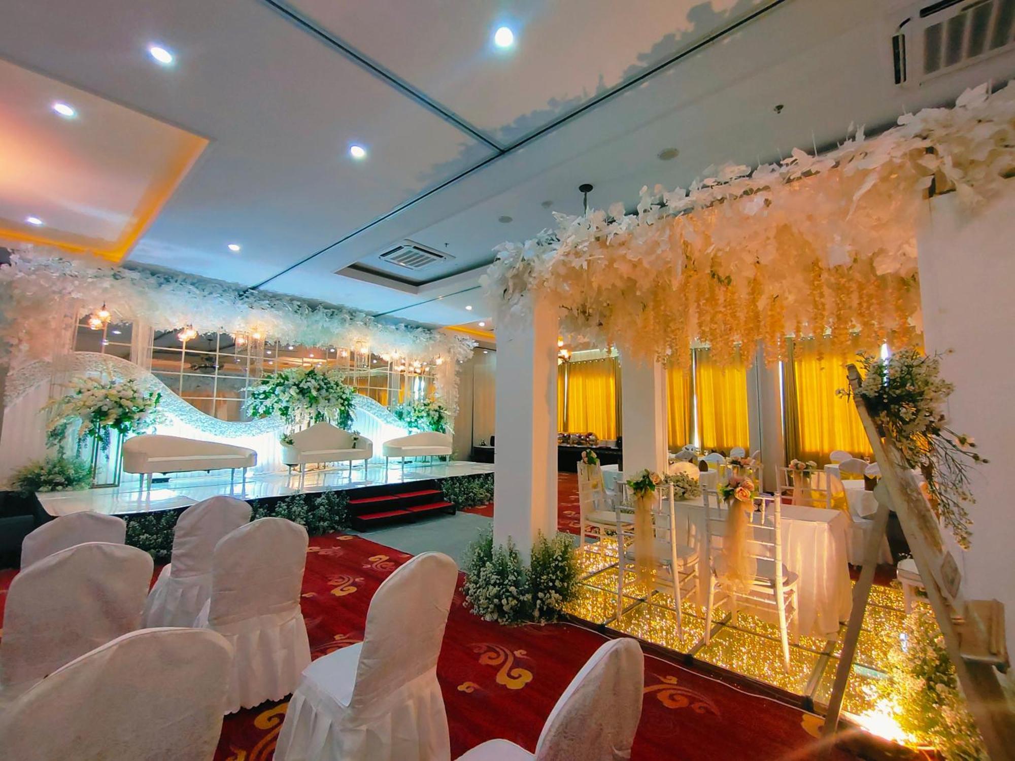 Sindoro Hotel Cilacap By Conary Esterno foto