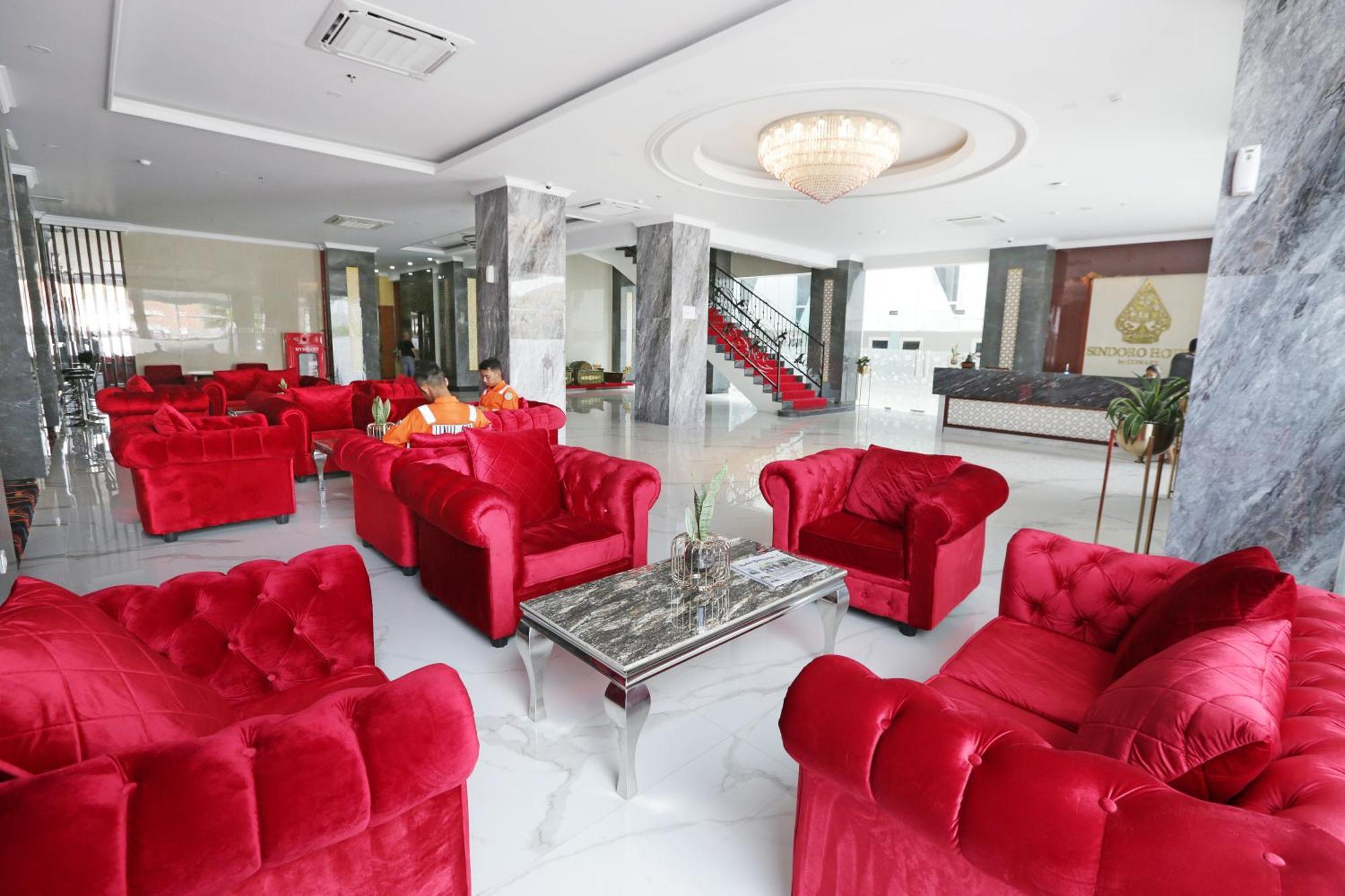 Sindoro Hotel Cilacap By Conary Esterno foto