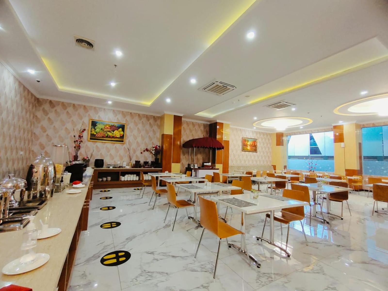 Sindoro Hotel Cilacap By Conary Esterno foto