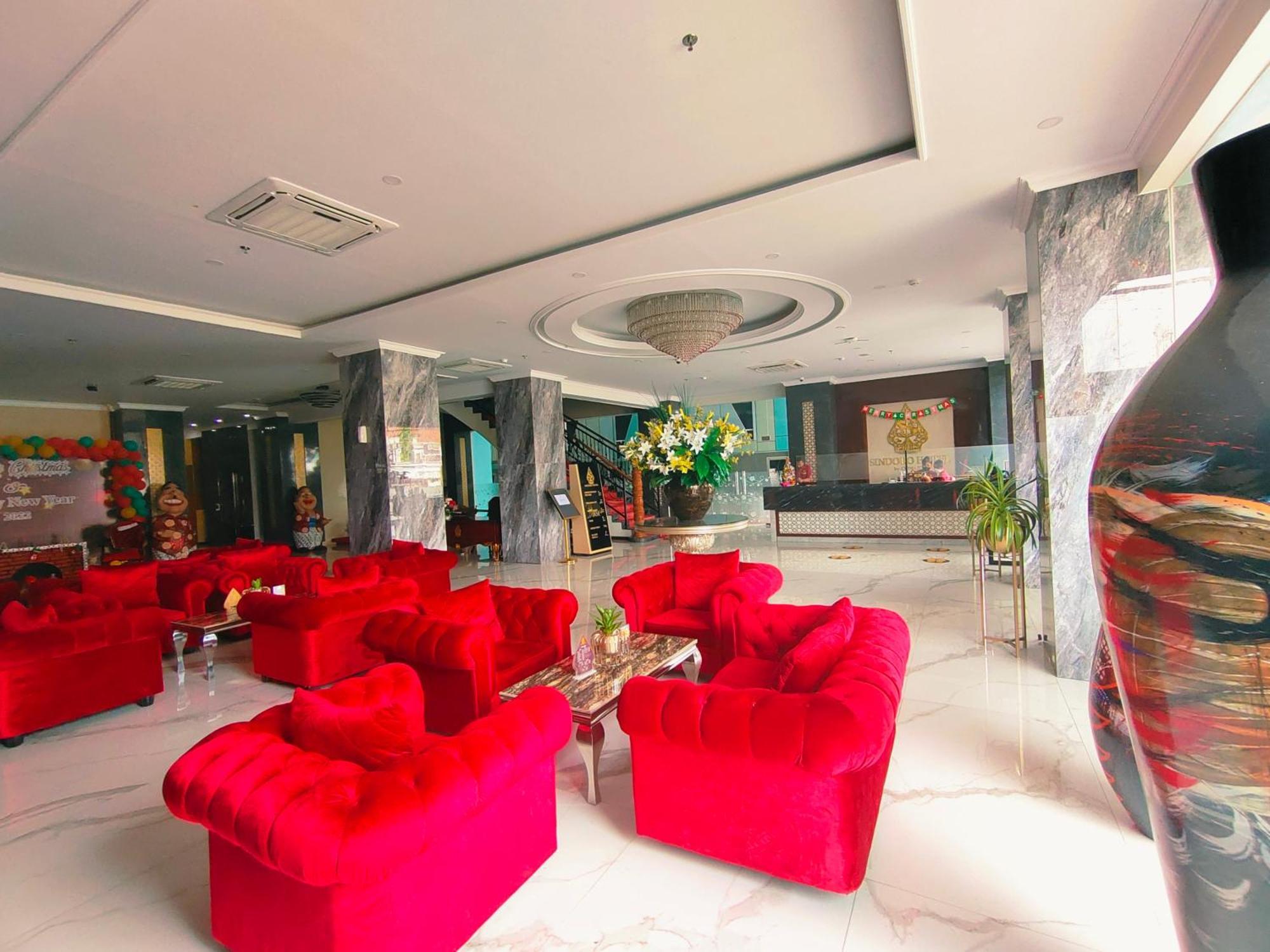 Sindoro Hotel Cilacap By Conary Esterno foto