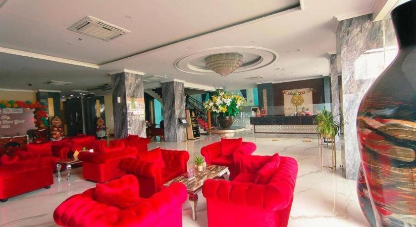 Sindoro Hotel Cilacap By Conary Esterno foto