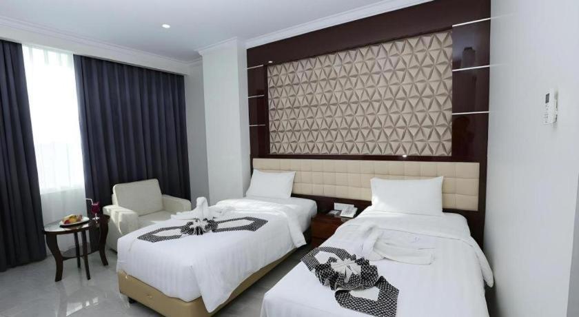 Sindoro Hotel Cilacap By Conary Esterno foto