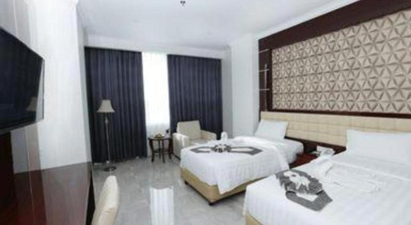 Sindoro Hotel Cilacap By Conary Esterno foto
